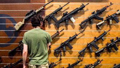 Палата представителей США приняла пакет законопроектов для контроля над оружием