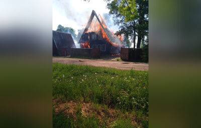 В Тверской области сгорел дом семьи, в которой 12 детей
