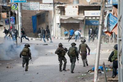 Операция ЦАХАЛа под Хевроном: убит палестинец, пятеро ранены