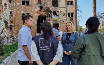 Еврокомиссар по гуманитарным вопросам посетил Ирпень