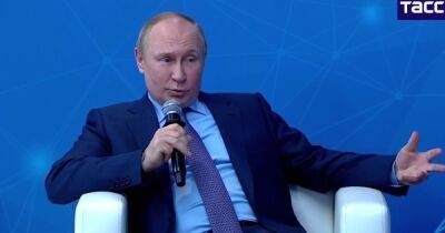 Проблемы демографии, РФ "за забором" и светлое будущее: о чем Путин говорил с молодежью