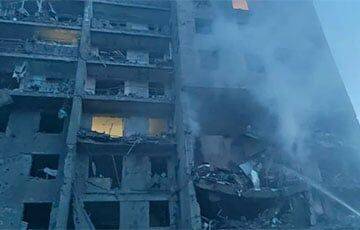 Россия нанесла ракетный удар по жилой 9-этажке в Одесской области: 14 человек погибли