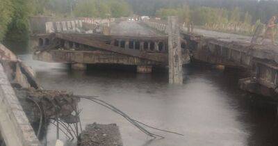Разрушенный молнией мост в Киевской области обещают восстановить в течение трех недель