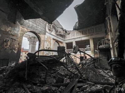 "Явное военное преступление". Amnesty International подтвердила, что Россия намерено атаковала драмтеатр Мариуполя