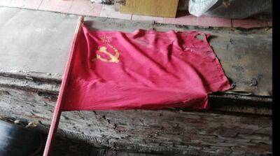 Установили флаг СССР: трем жителям Херсонщины объявили подозрение