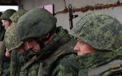 Российские оккупанты массово бегут в Крым