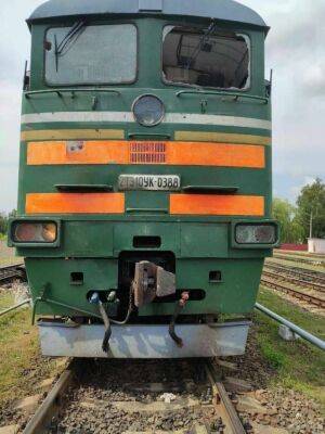 Взрывом на рельсах в Брянской области поврежден белорусский локомотив