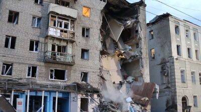 Спасатели показали последствия ночных обстрелов Харькова