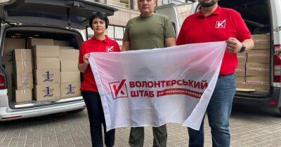 Волонтеры передали медикаменты для защитников и больниц, - Палатный рассказал о работе "Украинской команды"
