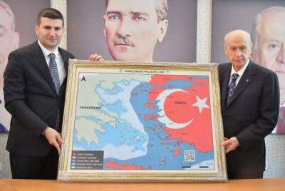 Премьер-министр Греции раскритиковал карту, на которой основные греческие острова обозначены как турецкие