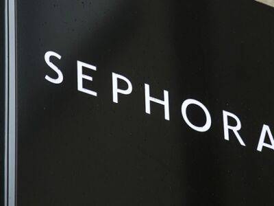 Французский бренд "Sephora" продает русский филиал и будет работать под новым именем