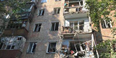 Мэр Николаева сообщил о мощных взрывах в городе