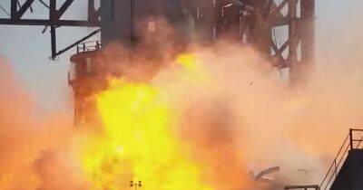 Горела целый час. Ракета SpaceX взорвалась во время наземных испытаний (видео)