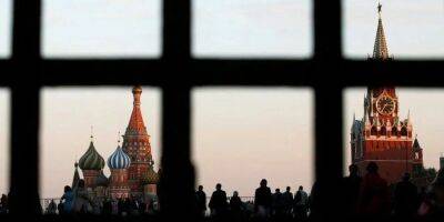 Закрытый опрос Кремля. Всего 30% населения России против войны с Украиной — Медуза