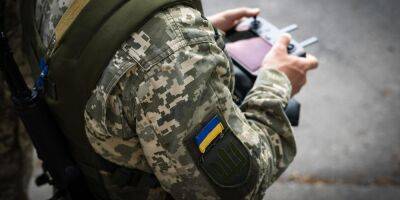 Полезно знать. Как распознать род войск и звание по форме и символике украинских военных