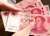 Китайский юань подвинул евро в валютной корзине Нацбанка