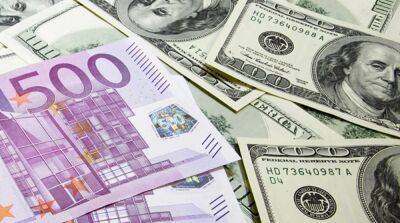 Доллар сравнялся с евро: в НБУ рассказали о последствиях для Украины