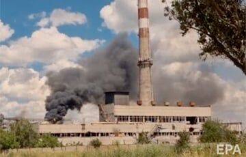 В Мариуполе украинские партизаны подожгли захваченный россиянами завод