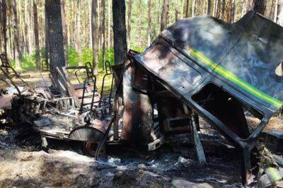 На Житомирщині авто з лісниками підірвалося на міні: є загиблі
