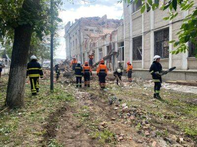 В результате ракетного удара по Виннице погибли почти все врачи медицинского центра "Нейромед"