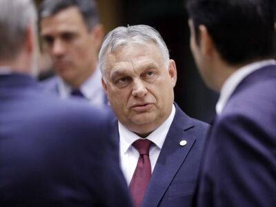 Орбан заявил, что Европа "выстрелила себе в легкие" санкциями против России. В МИД Украины прокомментировали