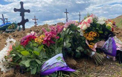 Удар по Виннице: похоронили погибшую девочку Лизу