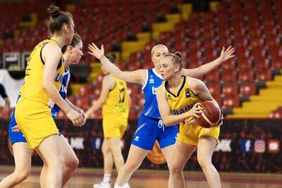 Женская сборная Украины обыграла Исландию в последнем матче чемпионата Европы U-20 по баскетболу