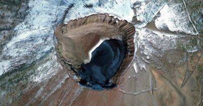 Американский турист выжил после падения в кратер Везувия