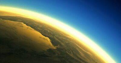 Ученый из Канады нашел опасную "тропическую озоновую дыру": но ему никто не верит