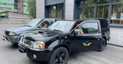 Украинские защитники получили еще два автомобиля при поддержке Favbet Foundation