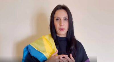 Джамала показала эффектный образ в патриотической футболке: "Сердце из Украины"