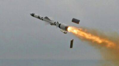 Российские оккупанты на рассвете выпустили по Николаеву 10 ракет