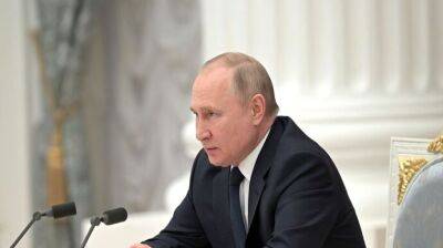 Путин пообещал российским детям, что "помогать" "ЛДНР" придется годами