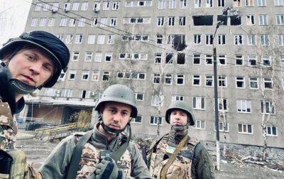 Тарас Тополя показал, как на передовой спасает защитников Украины