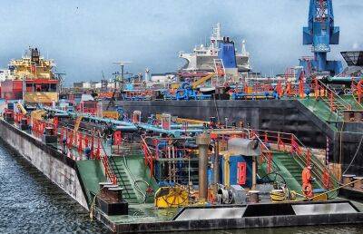 Порт Роттердама объявил о приостановке контейнерного сообщения с Россией