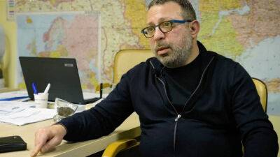 Зеленський позбавив громадянства?: Корбана відмовилися пропускати в Україну