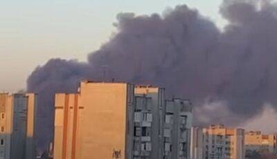 Новый удар по Одессе: большинство ракет сбили, но есть прилеты в порт - видео