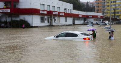 Сильный ливень в Сочи: затоплены несколько районов, есть погибший