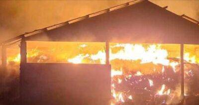 Оккупанты нанесли массированный удар по Днепропетровщине, разгорелся пожар: фото и данные о пострадавших