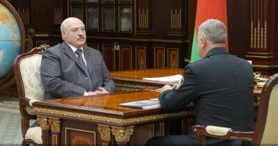 "Мы мужики и должны быть готовы": Лукашенко хочет вооружить всех егерей Беларуси (видео)