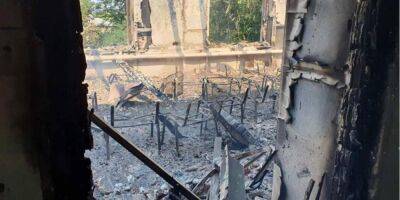 Войска РФ обстреляли Соледар, на местном заводе вспыхнул пожар — ГСЧС