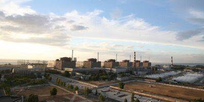 Какую угрозу несут российские войска на Запорожской АЭС — Жданов