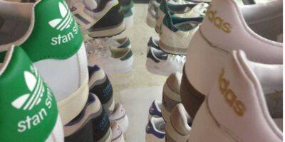 Adidas возобновил работу четырех магазинов в Украине