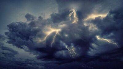 Укргідрометцентр оголосив штормове попередження у низці областей України
