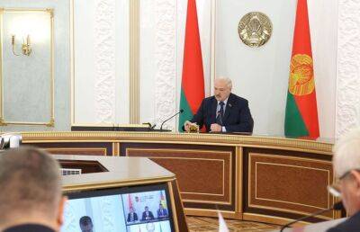 Лукашенко провел большой республиканский селектор по вопросам уборочной кампании. Главное