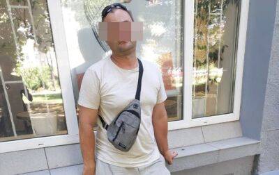 В Киеве задержали подозрительного человека, снимавшего на камеру мосты