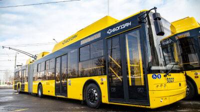В Киеве возобновили контактную сеть, уничтоженную оккупантами, – пустят троллейбусы