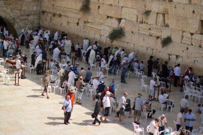 Израиль введет запрет на перегородки на эгалитарной площади у Стены Плача
