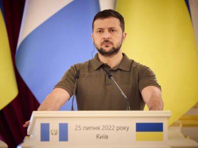 Зеленский заявил, что Украина отметит День Независимости, несмотря на войну. Но формат на разглашает, чтобы не воспользовались "агрессивные соседи"