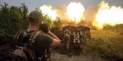 На Донбассе продолжаются ожесточенные бои: Генштаб рассказал о текущей ситуации